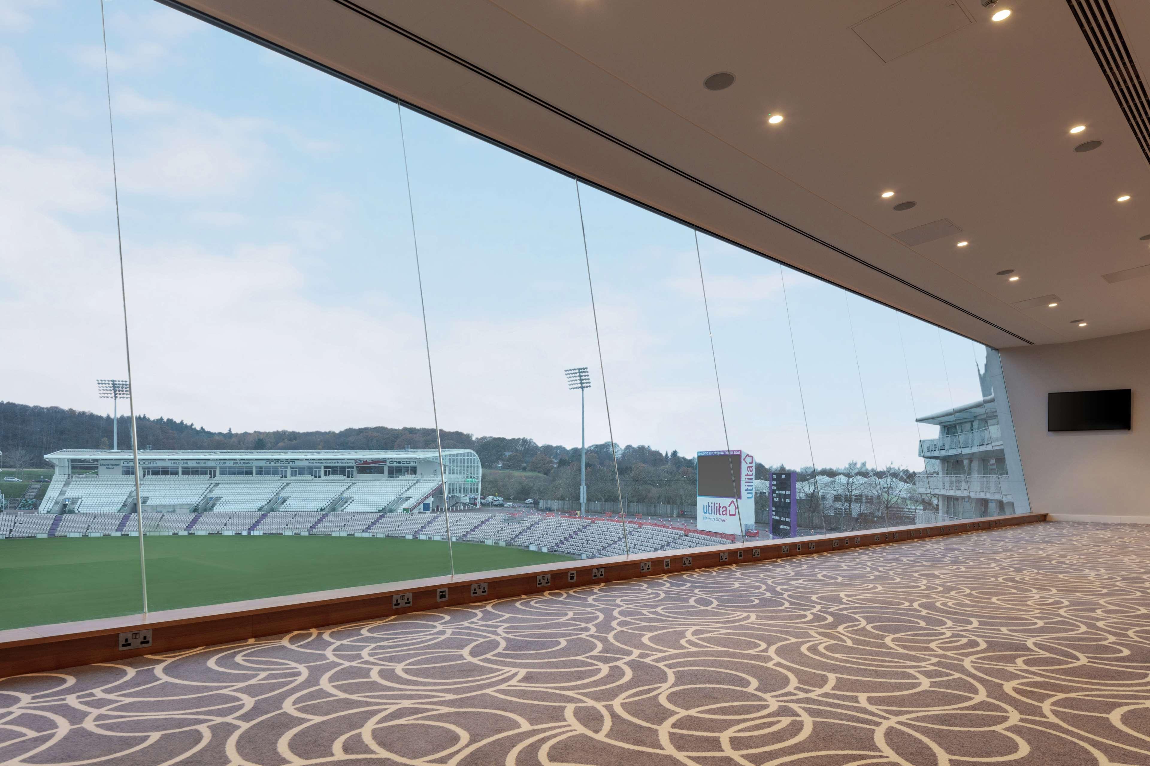 Hilton Southampton - Utilita Bowl Hotel Ngoại thất bức ảnh