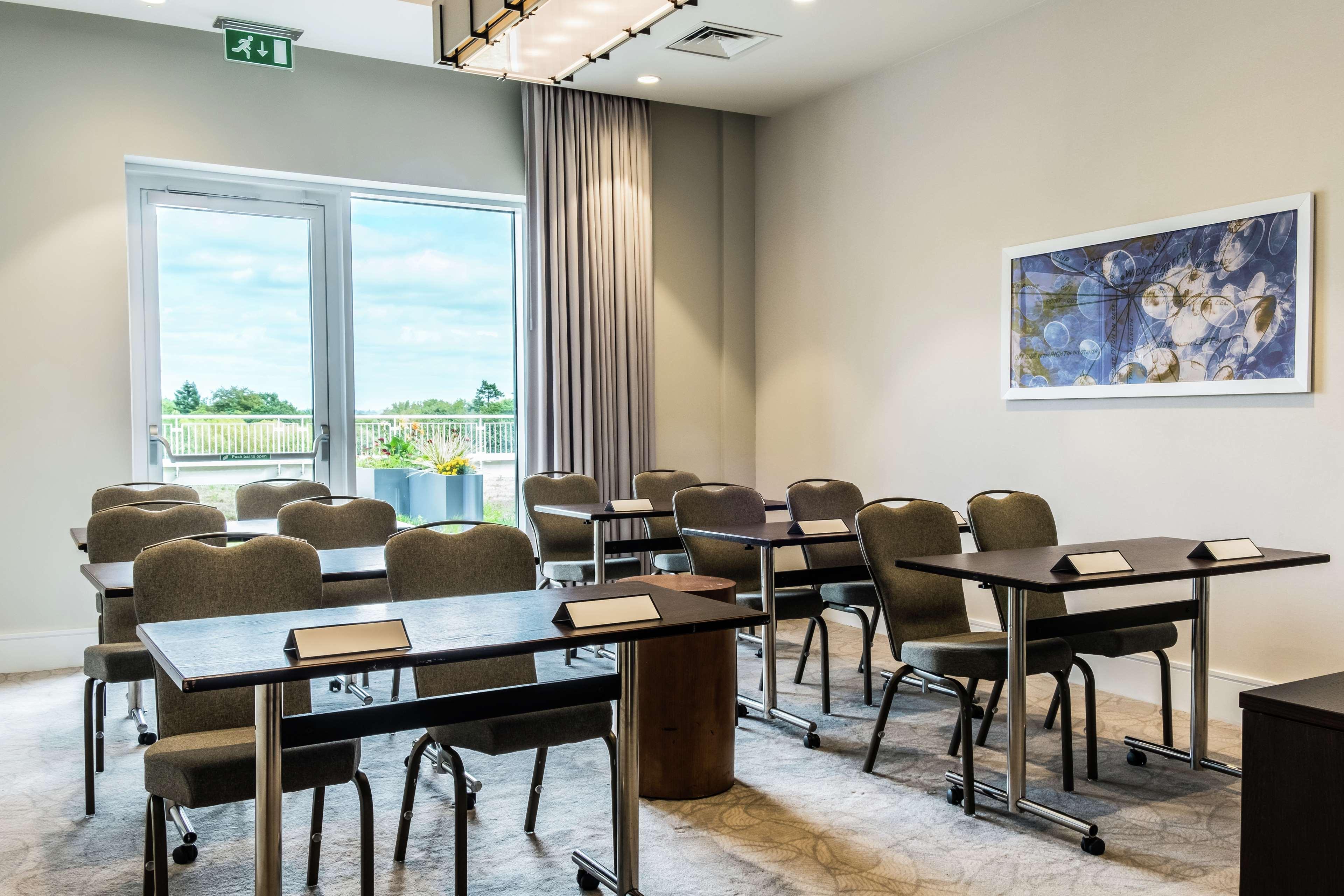 Hilton Southampton - Utilita Bowl Hotel Ngoại thất bức ảnh