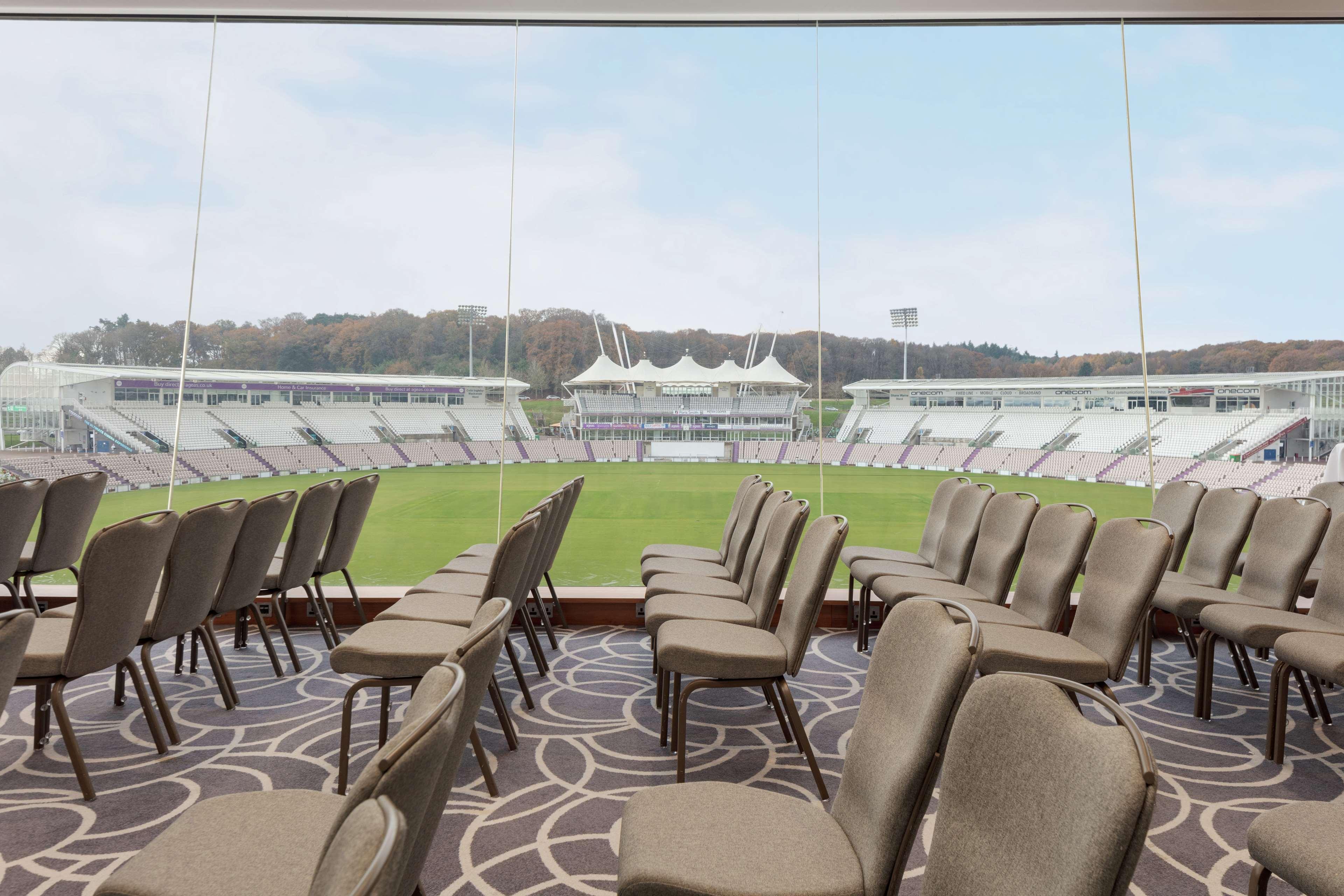 Hilton Southampton - Utilita Bowl Hotel Ngoại thất bức ảnh
